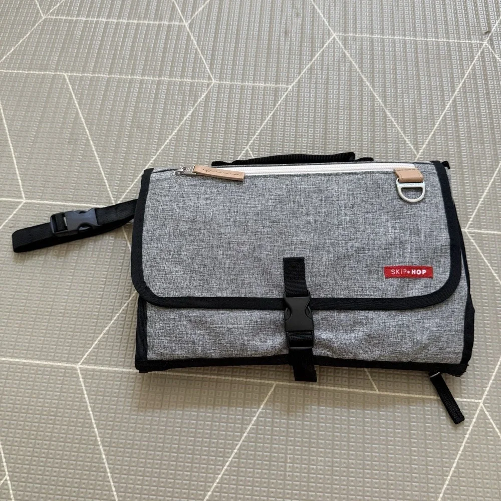 Skip Hop‎ Pronto Changing Station Grey Melange