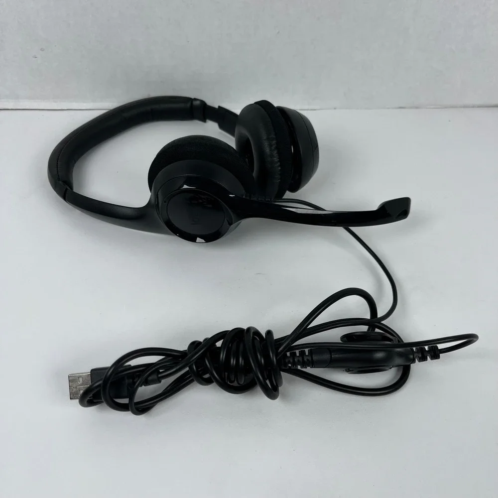 Logitech H390 Wired USB Computer Headset Noise Canceling‎ Mic Black 981-000014