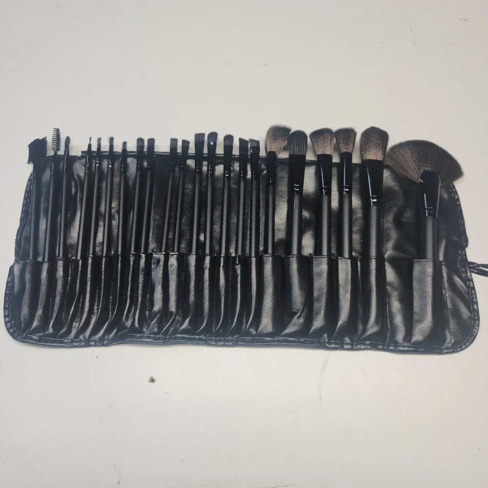 Makeup Kit 22pc Brush Set Black Professional Cosmetic Beauty Tools Soft with Bag