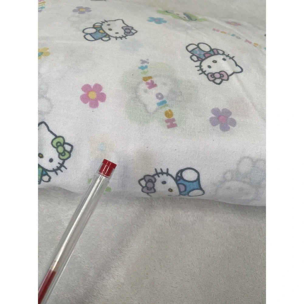 Sanrio few pink