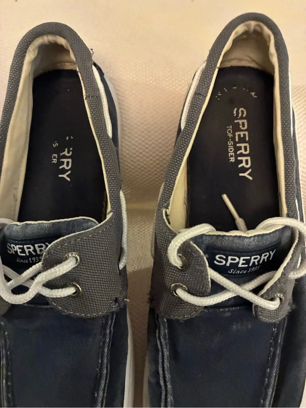 Sperry casual boat