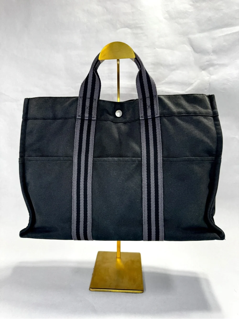 Hermes authentic hermès