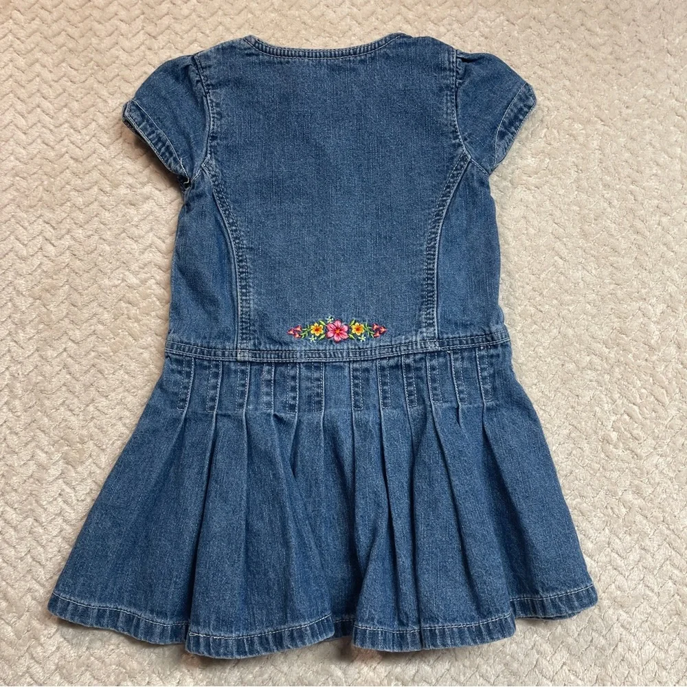 OshKosh Bgosh noticeable no toddler