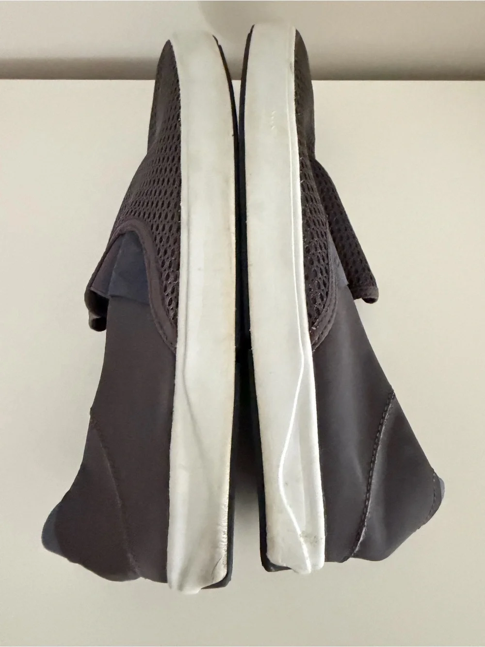 OluKai men’s 11