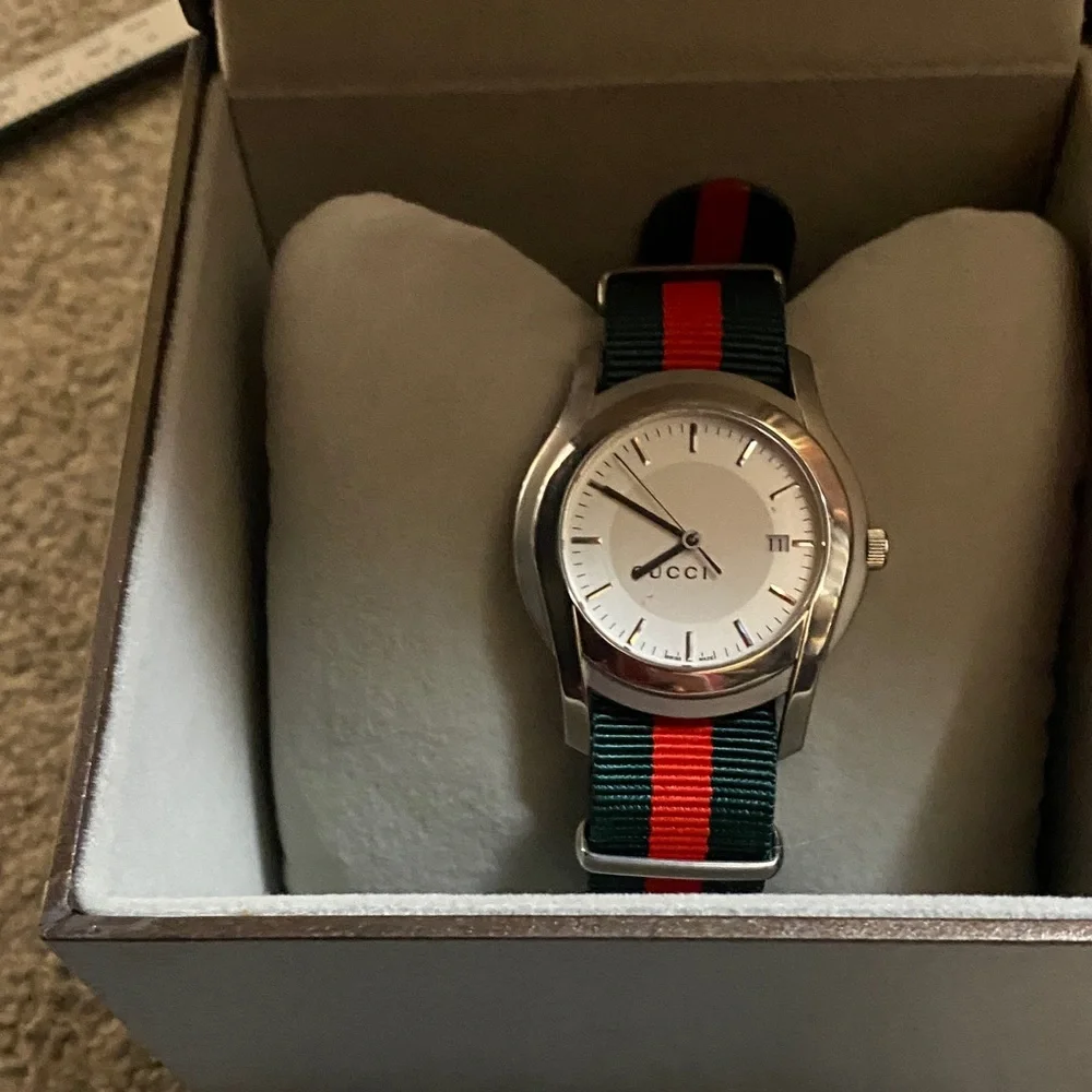 Gucci scratches authentic