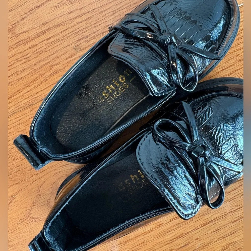Kids Black Patent Faux-Leather Loafers – Little Kid 9.5–10 Holiday Event Shoes