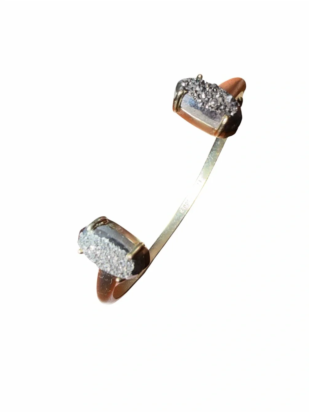 Kendra Scott eye catching