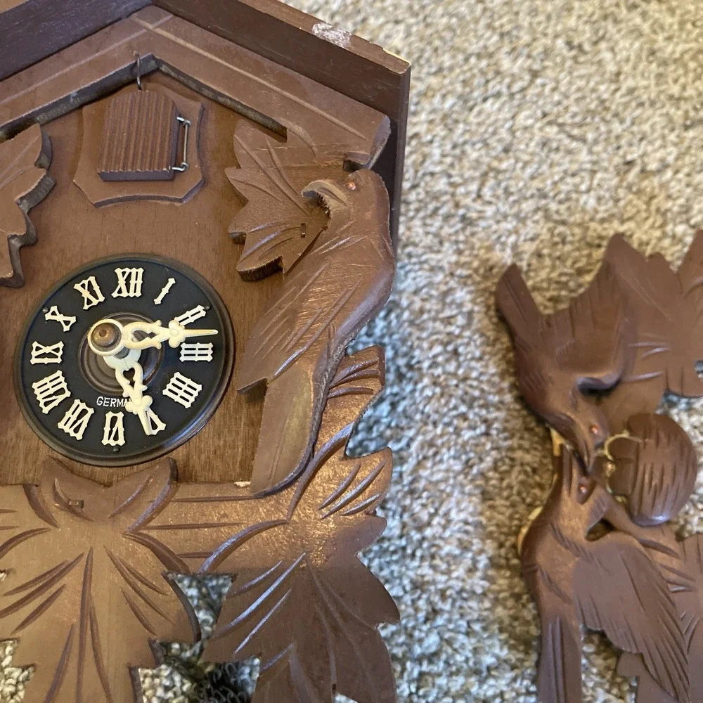 Wooden Ships complete clock