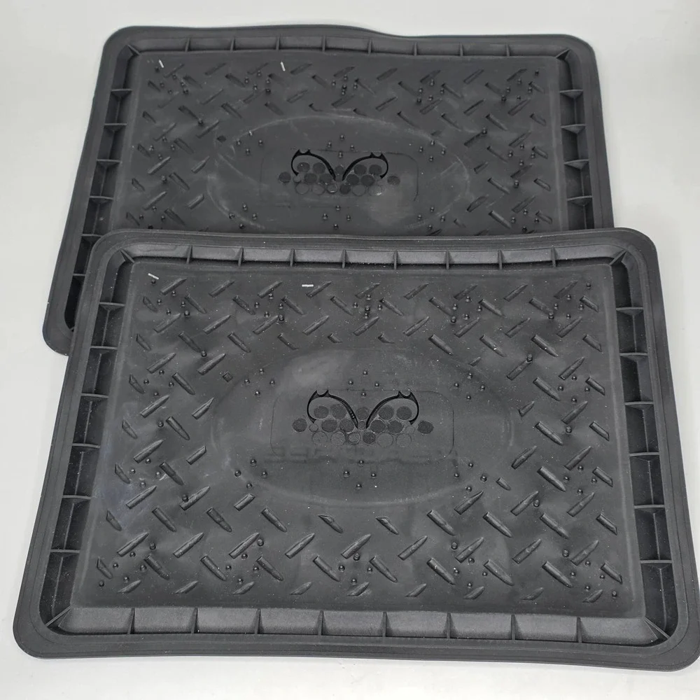 Realtree Outfitters Utility Camo Floor Mats Set of 2 Universal Fit Car Track Mat