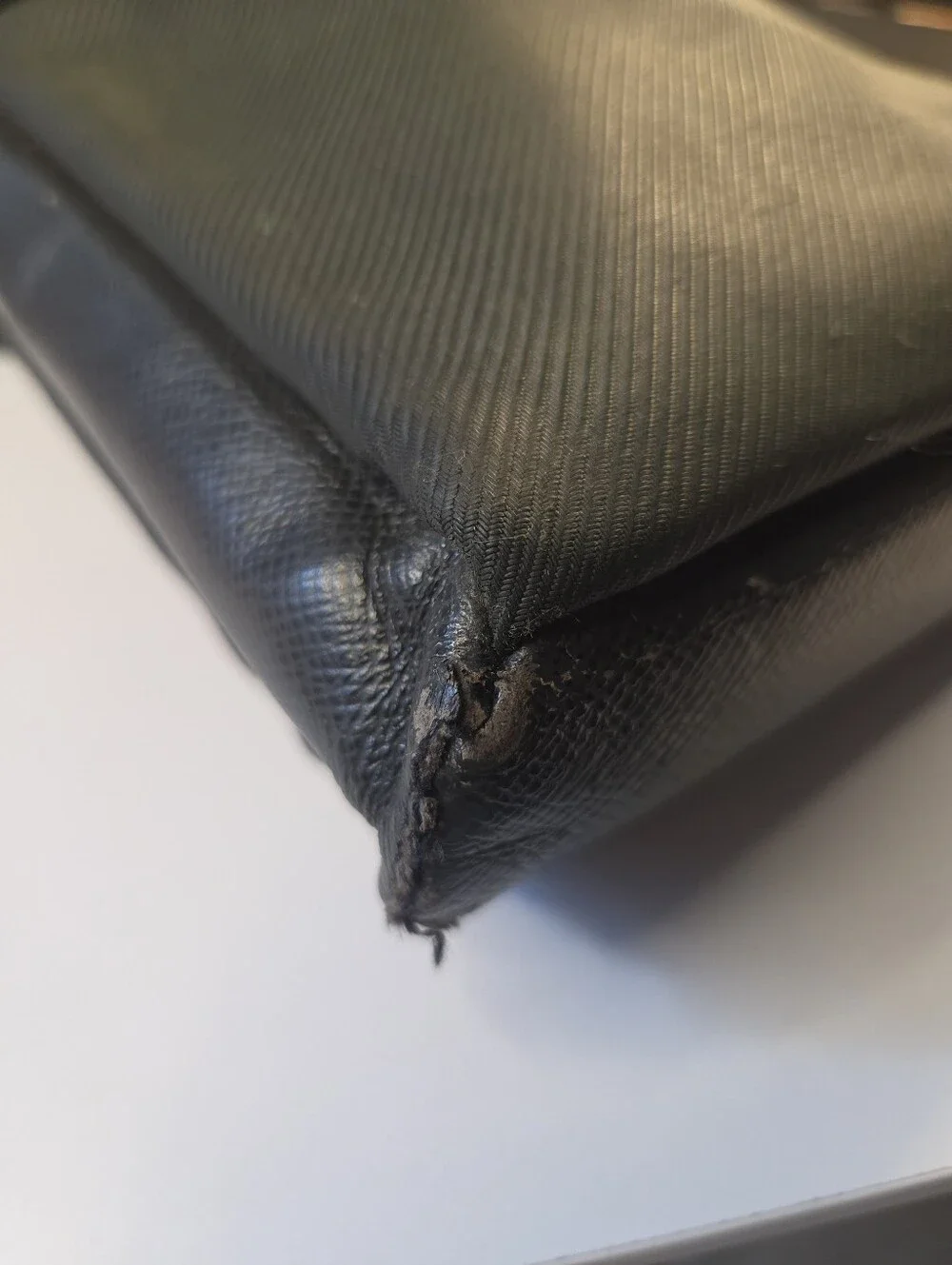 Louis Vuitton authentic it