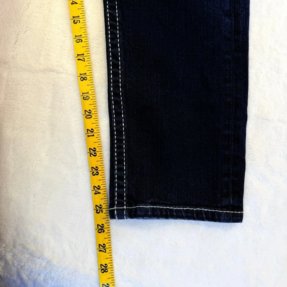 True Religion throughout maintaining button