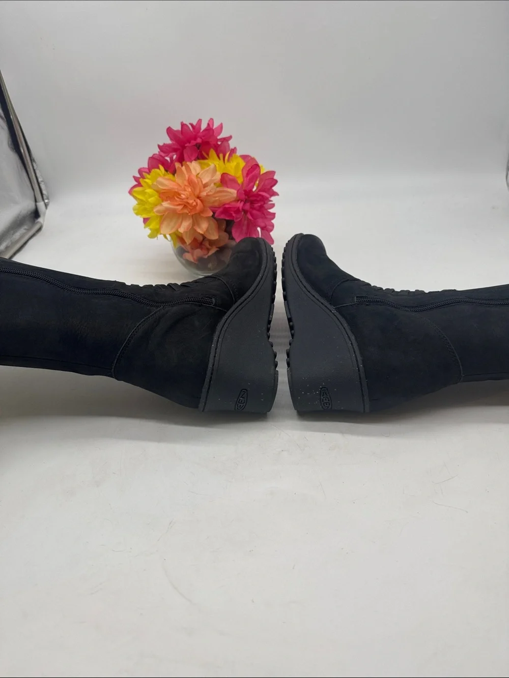 Keen stylish black