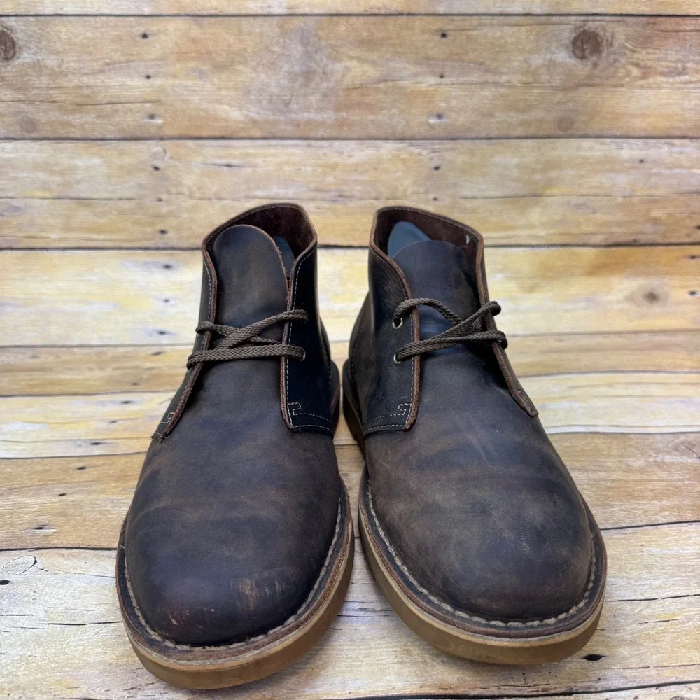 Clarks shipping fast