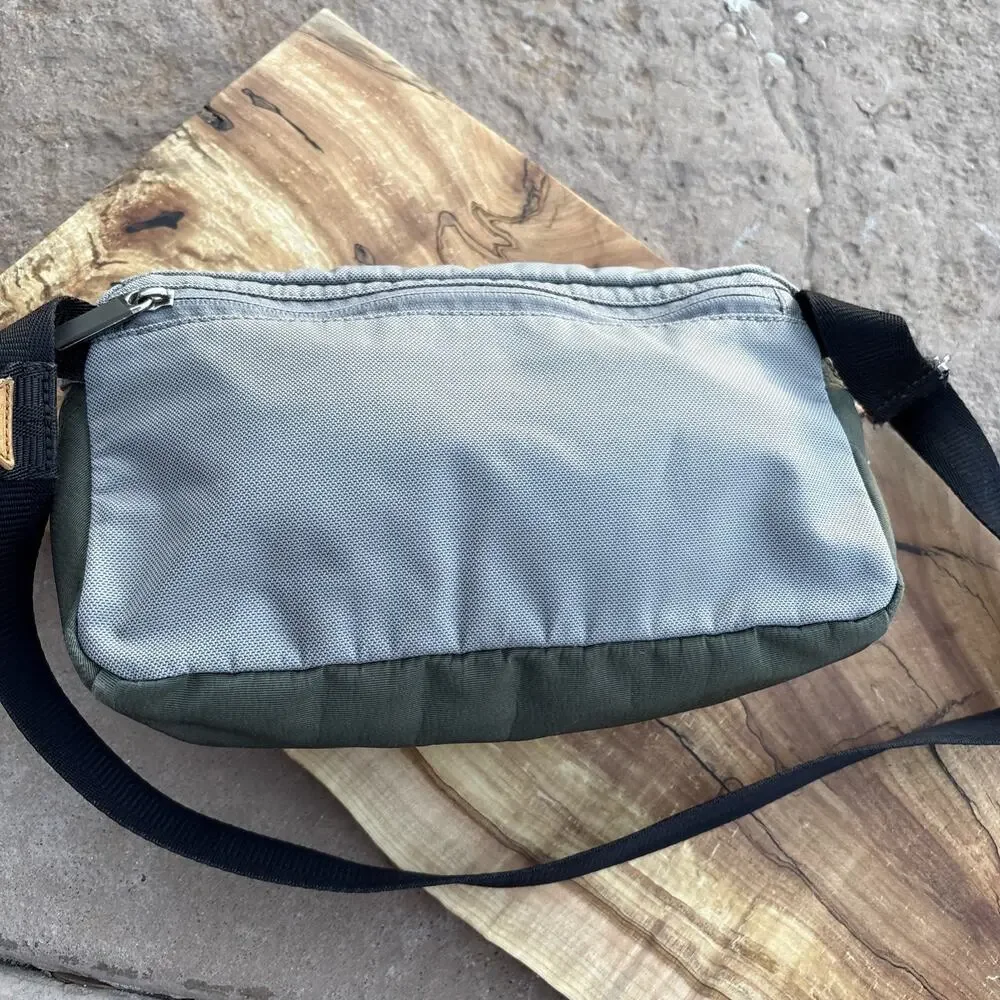 Tumi Waist Pack Fanny Pack Gray/Green 12” X 8” X 3.5