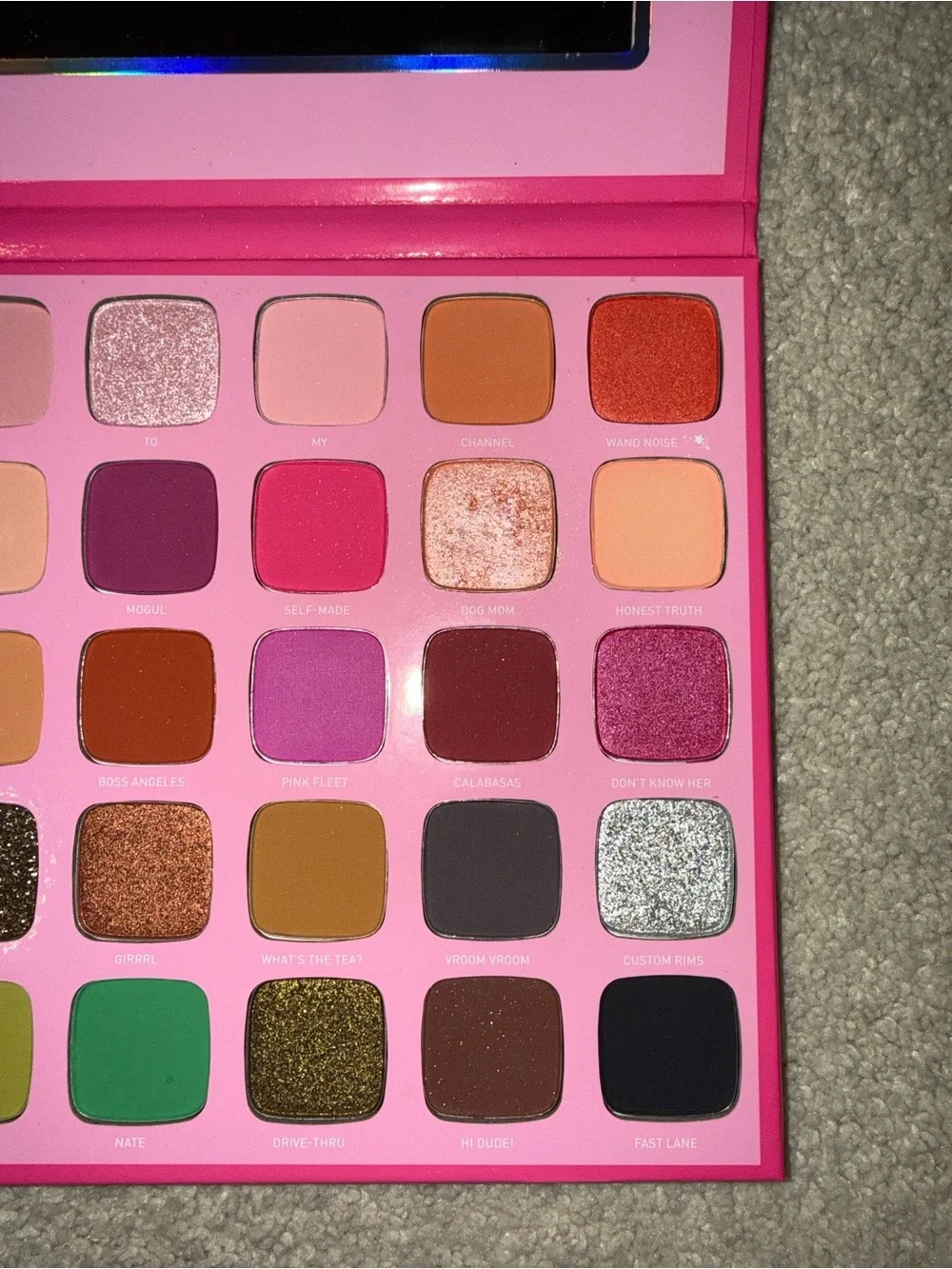 Jeffree Star bright pink