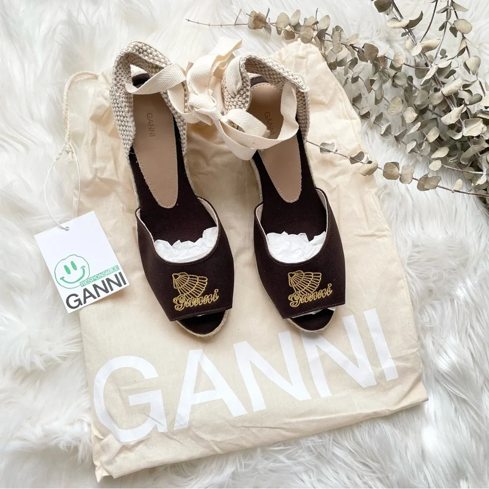 Ganni high summer
