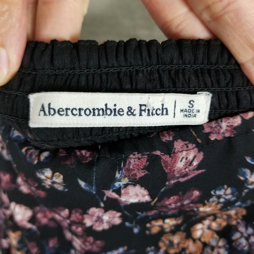 Abercrombie & Fitch embrace romantic