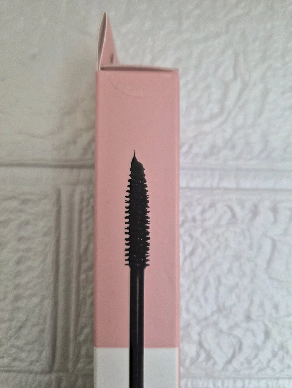 MCoBeauty - XtendLash Growth Serum Mascara - Black 2 in 1 in Black Nip