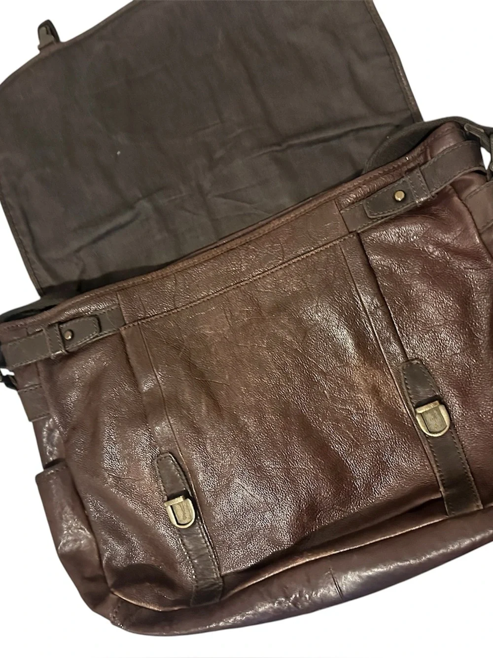 Fossil estate bag