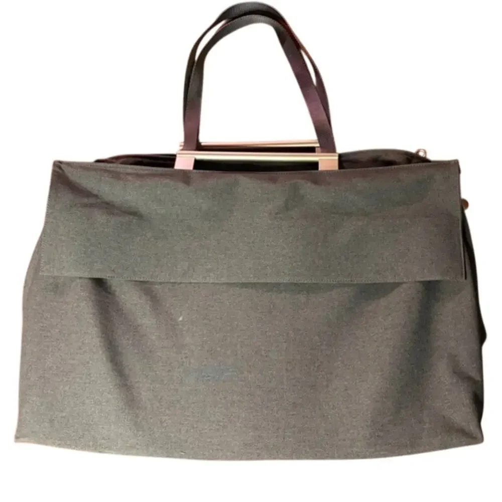 Samsonite zippered great