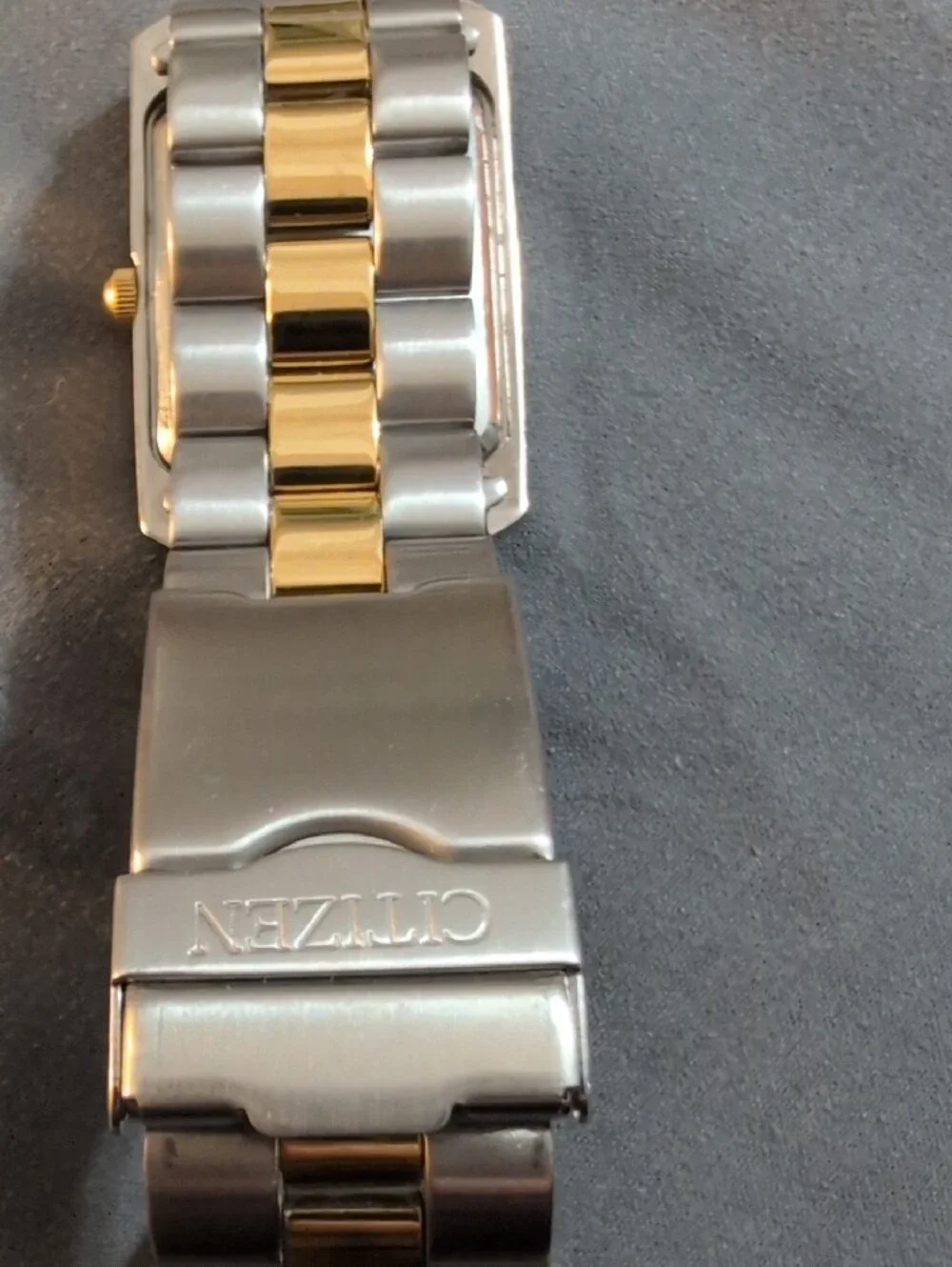 Citizen sleek rectangular