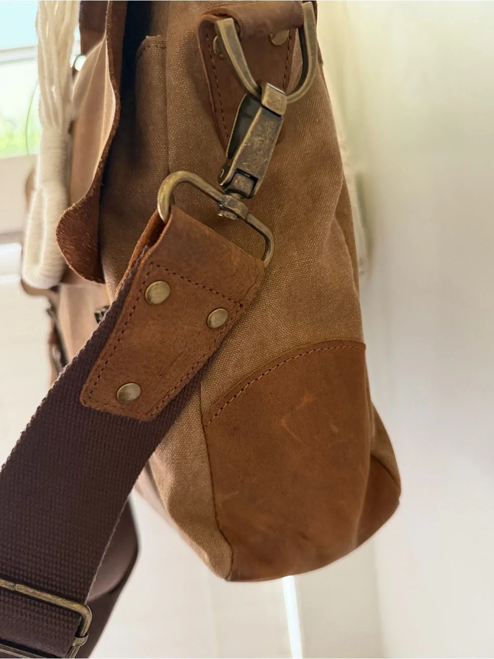 Wilsons Leather Vintage Canvas Laptop Messenger Bag Briefcase Satchel Brown