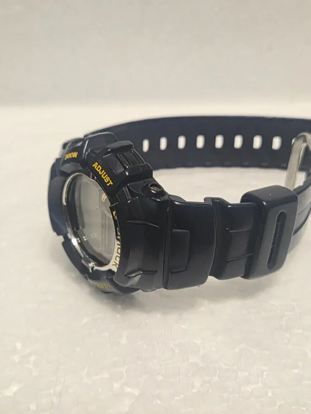 G-Shock model g2310