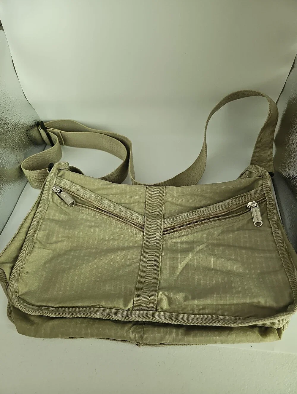 Samsonite messenger bag