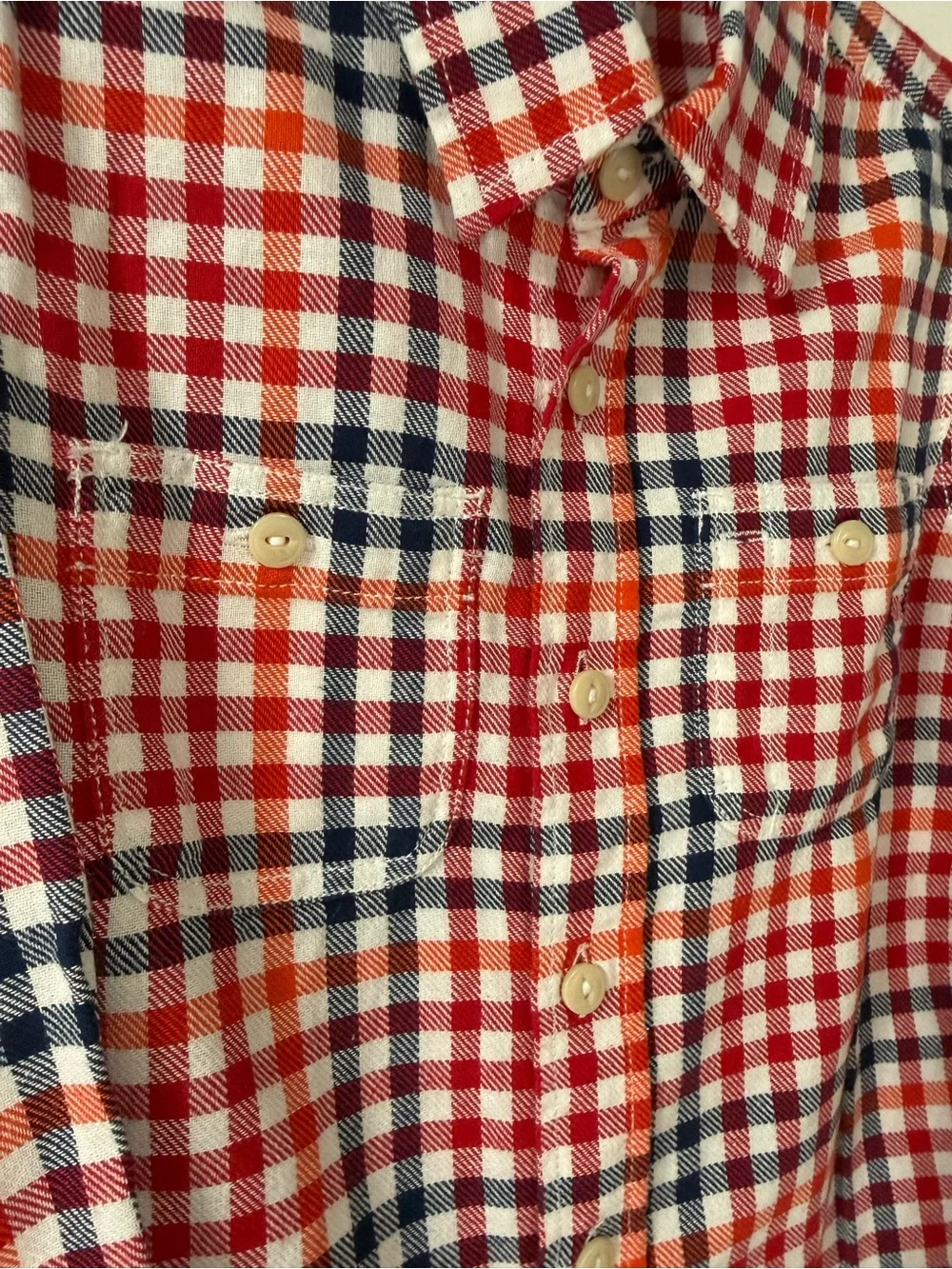 GAP red white
