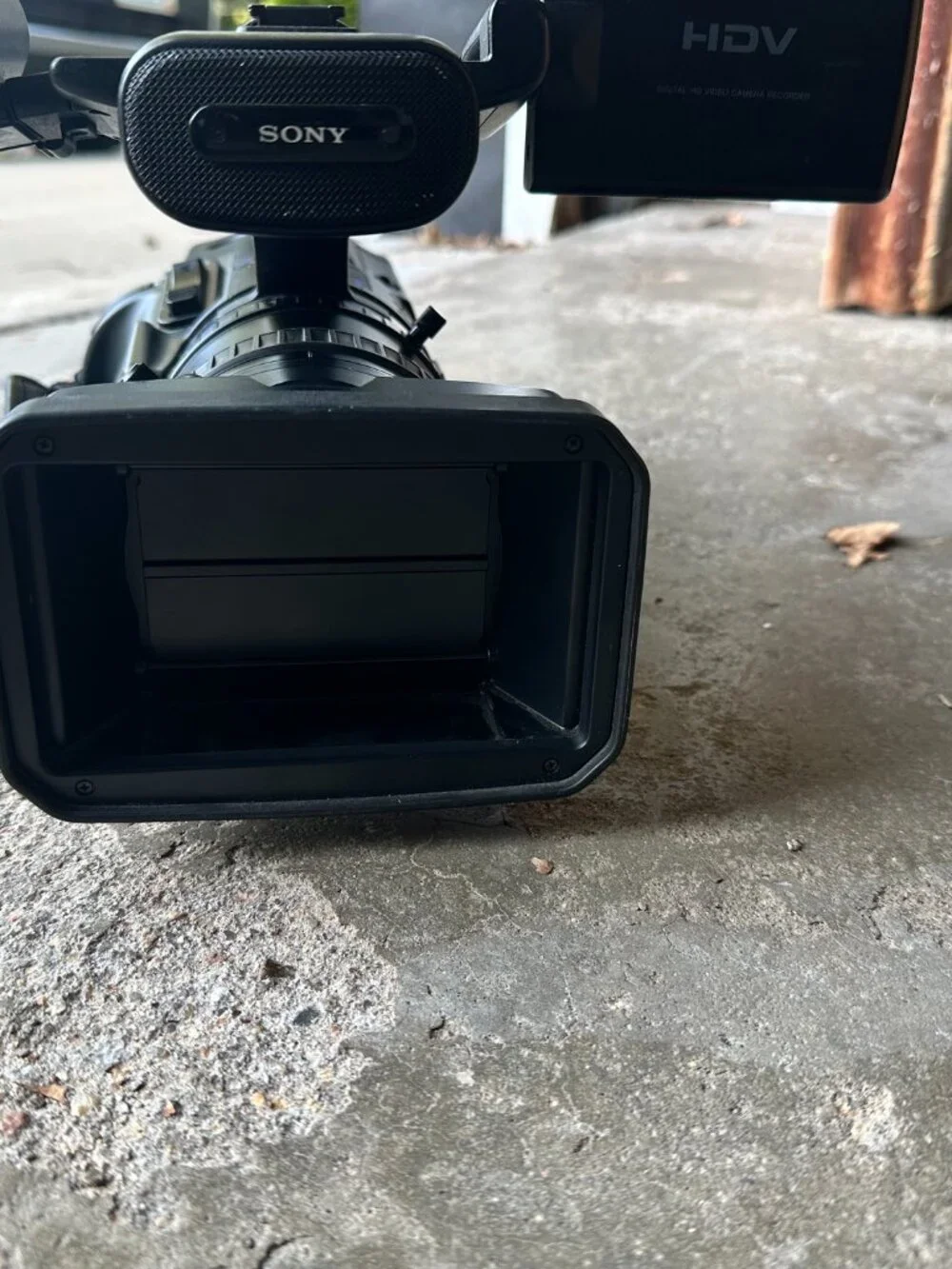 N/A camera turns