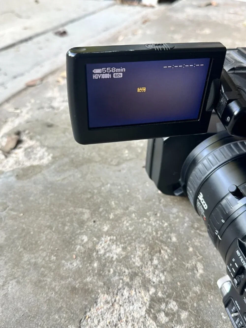 N/A camera turns