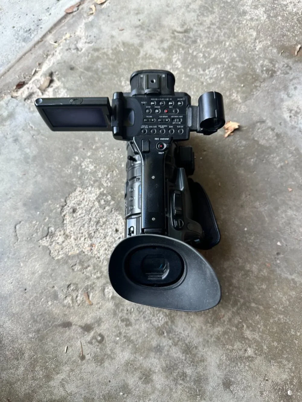 N/A camera turns