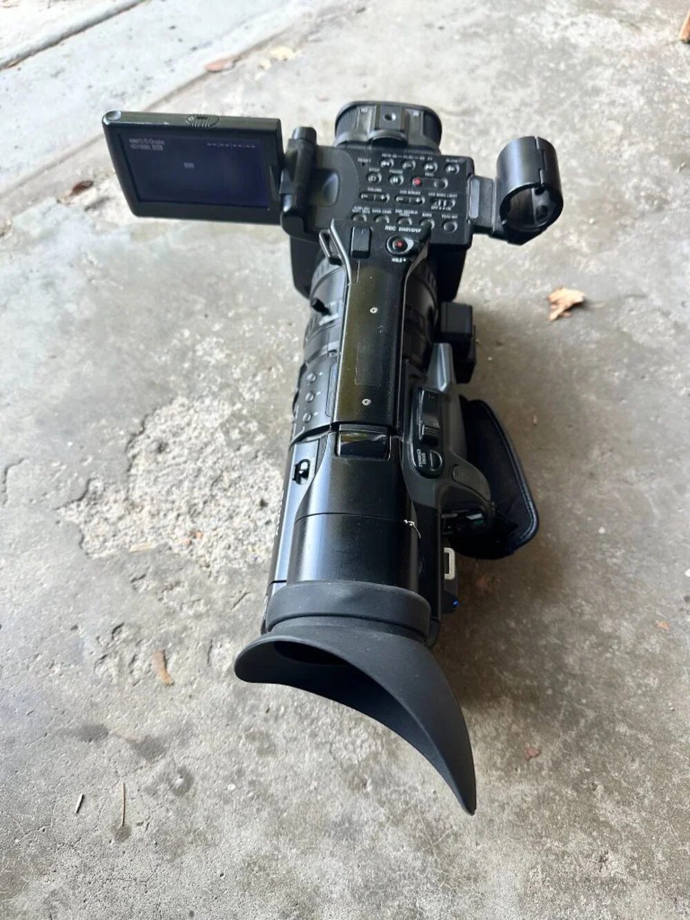 N/A camera turns