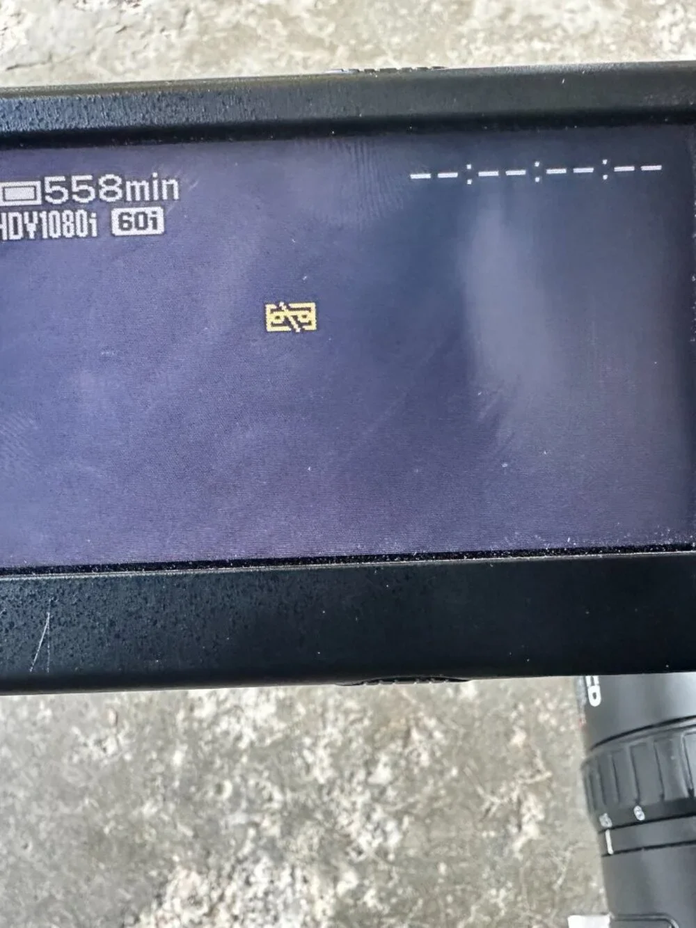N/A camera turns