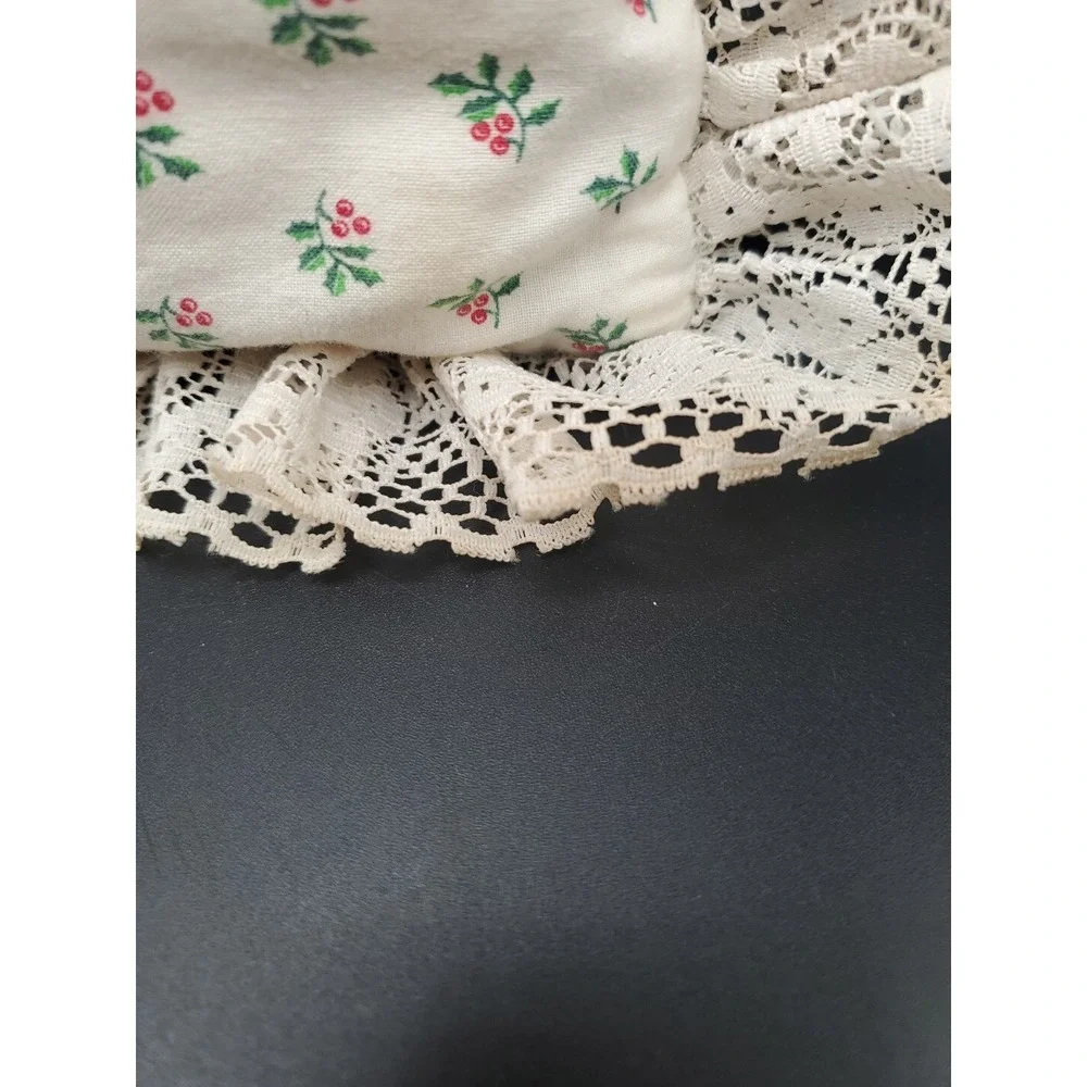 Handmade adorable ruffled