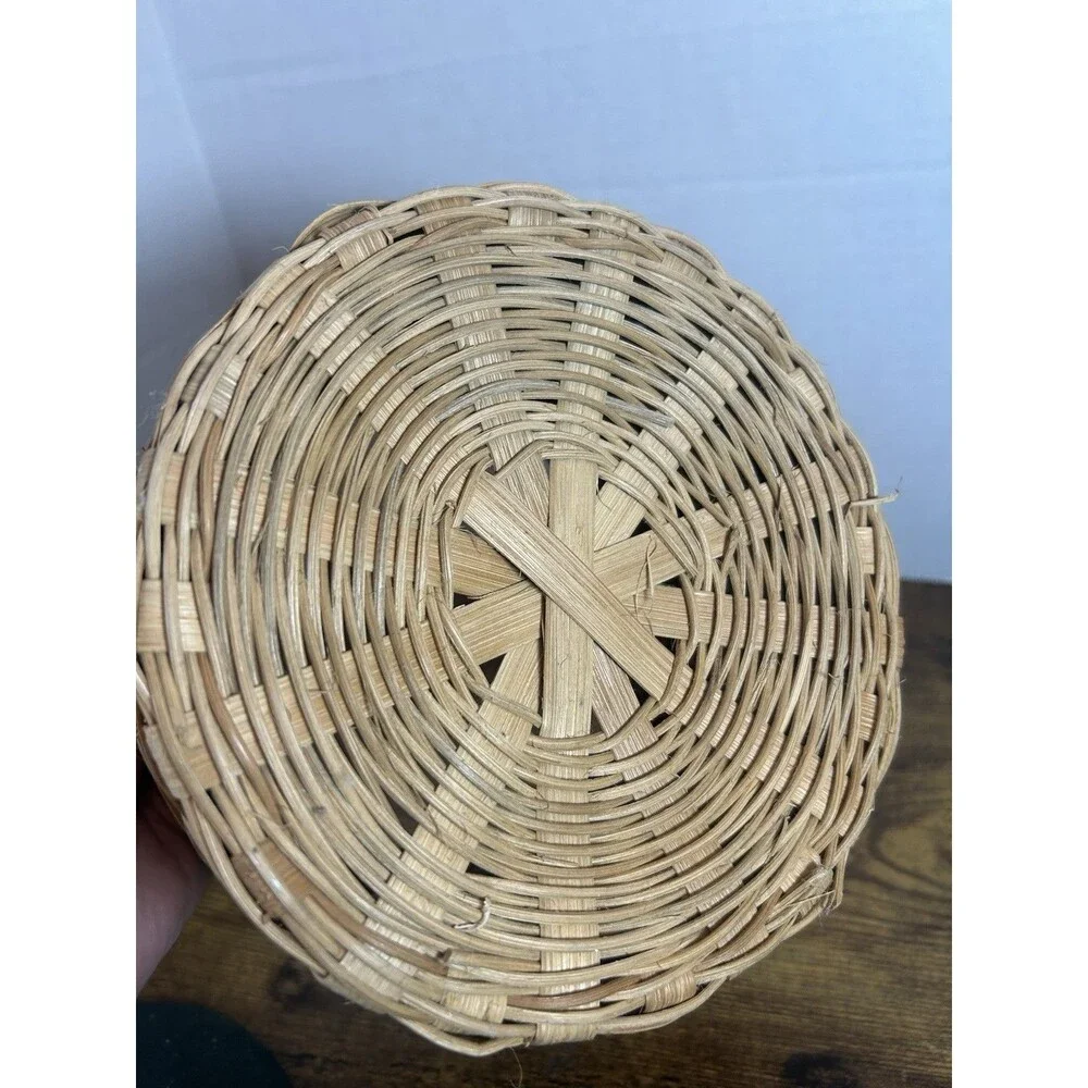 Vintage charming woven