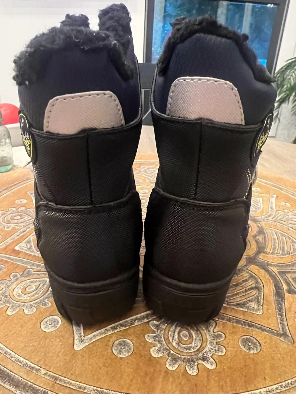 totes warm durable
