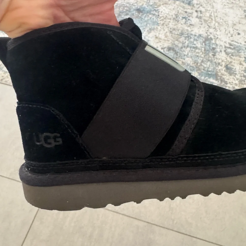 UGG warm comfortable