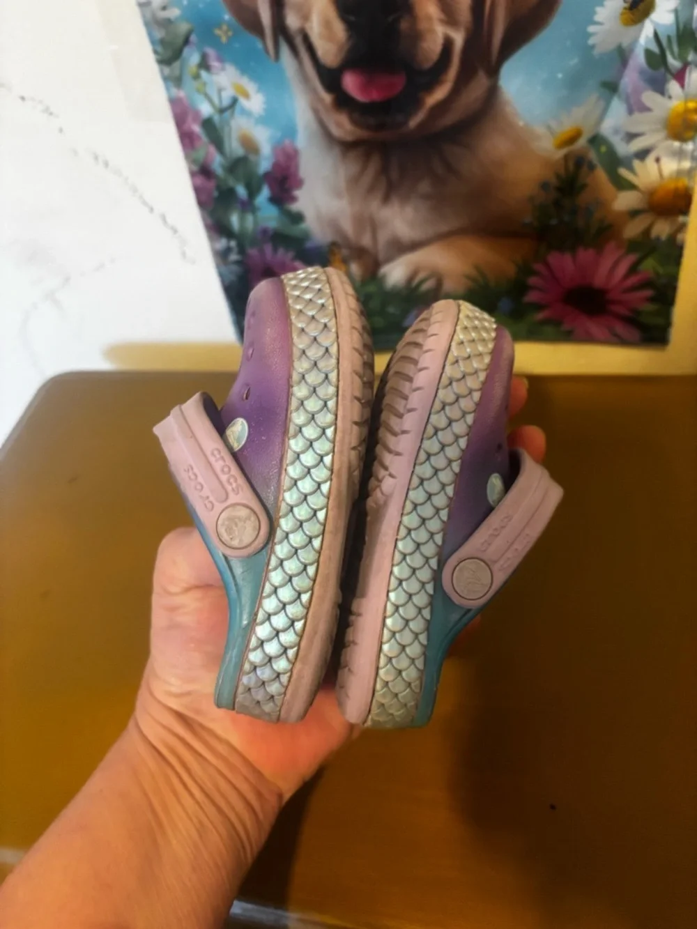 CROCS easy off