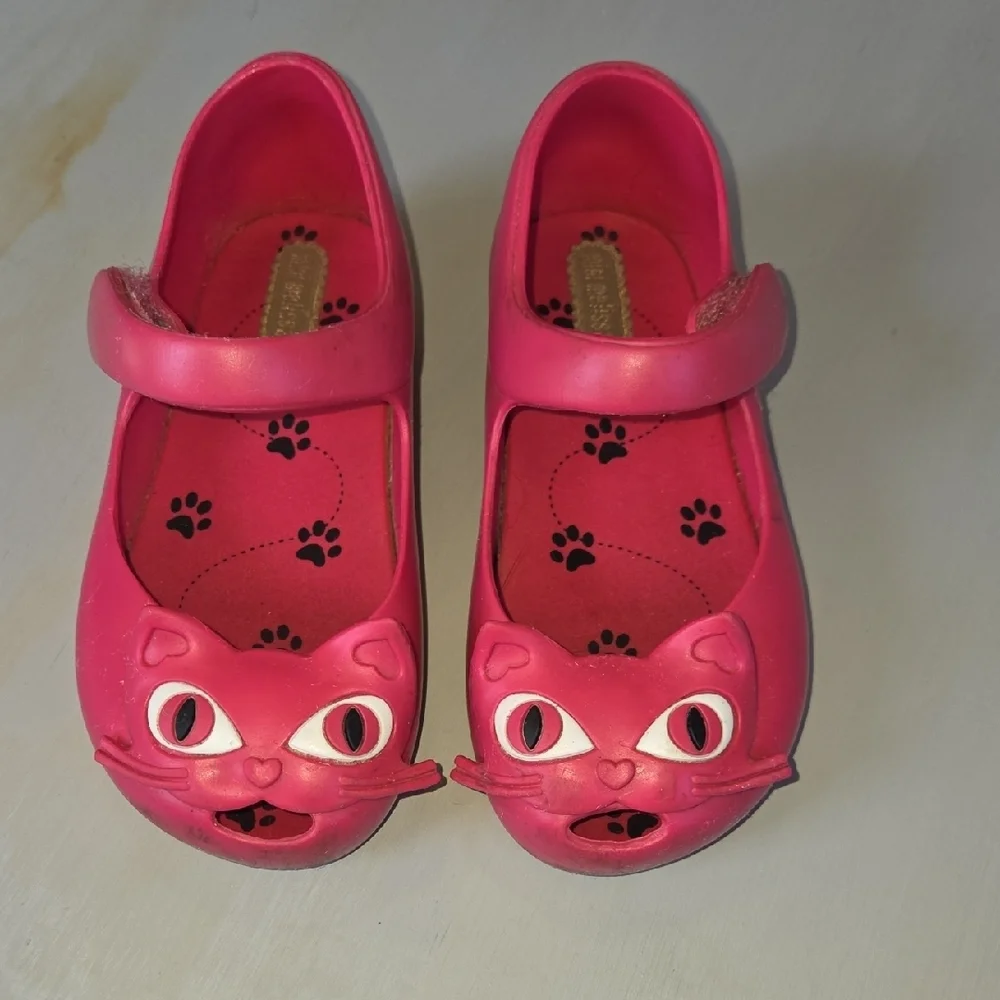 Mini Melissa Pink Mary Jane Shoes with Cat Design