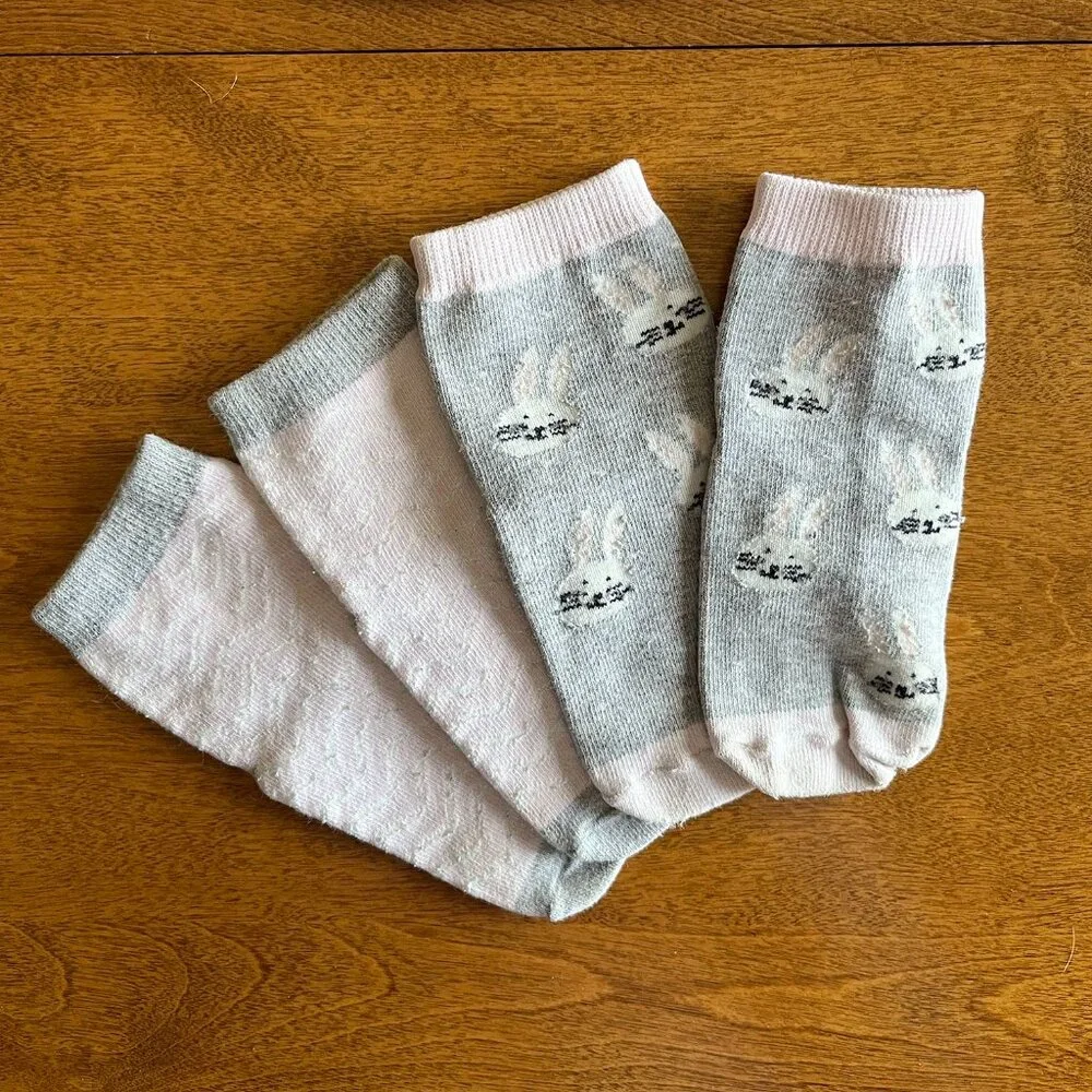 Gap bunny toddler socks *Free in bundle*