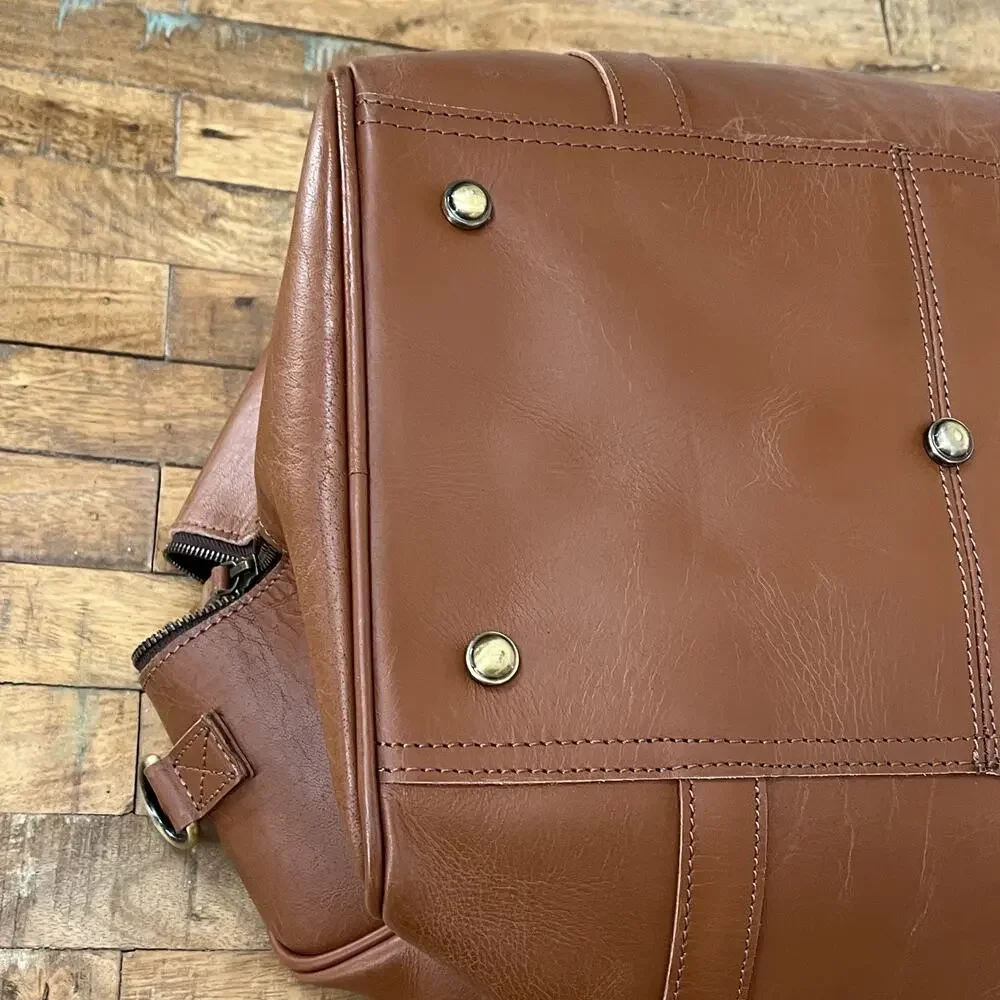 Unbranded this leather