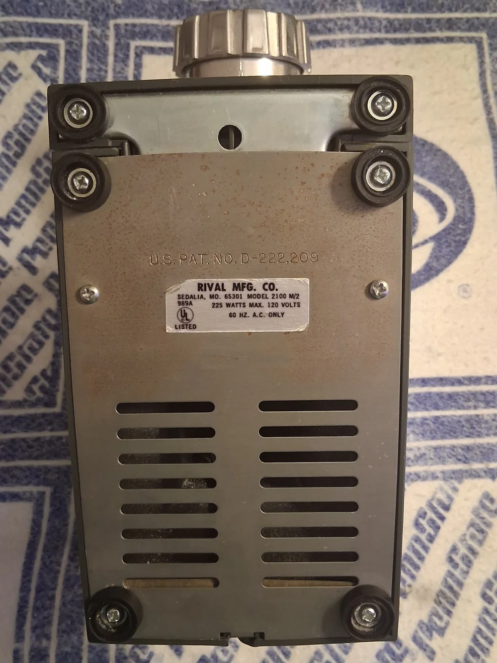 Rival switch simple
