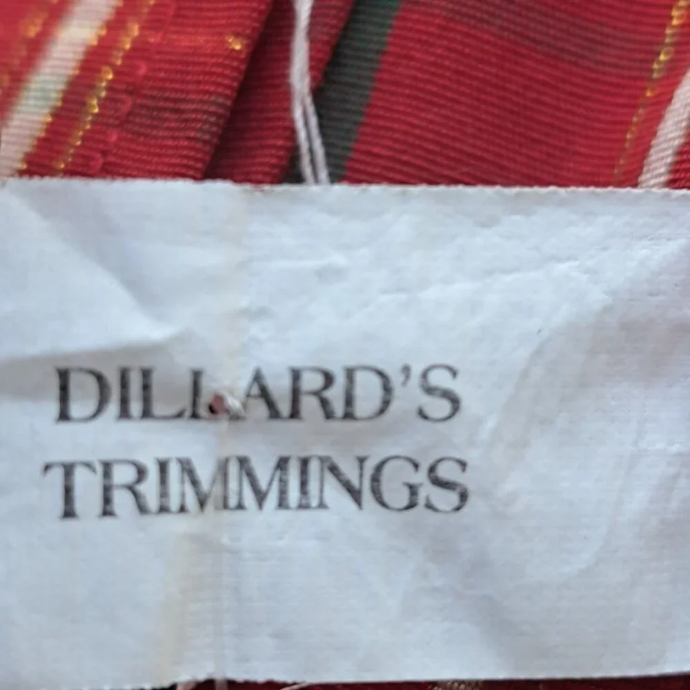 Dillards Red Green White Gold Plaid 116