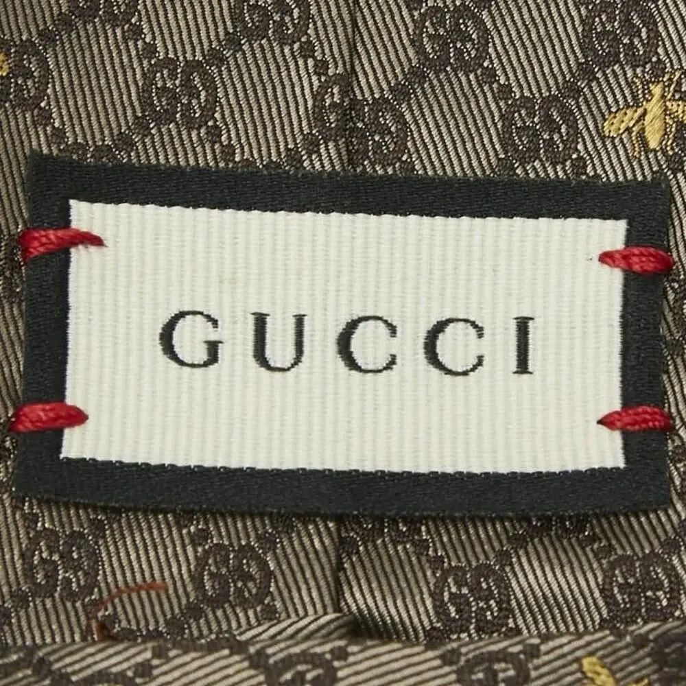 Gucci carefully item