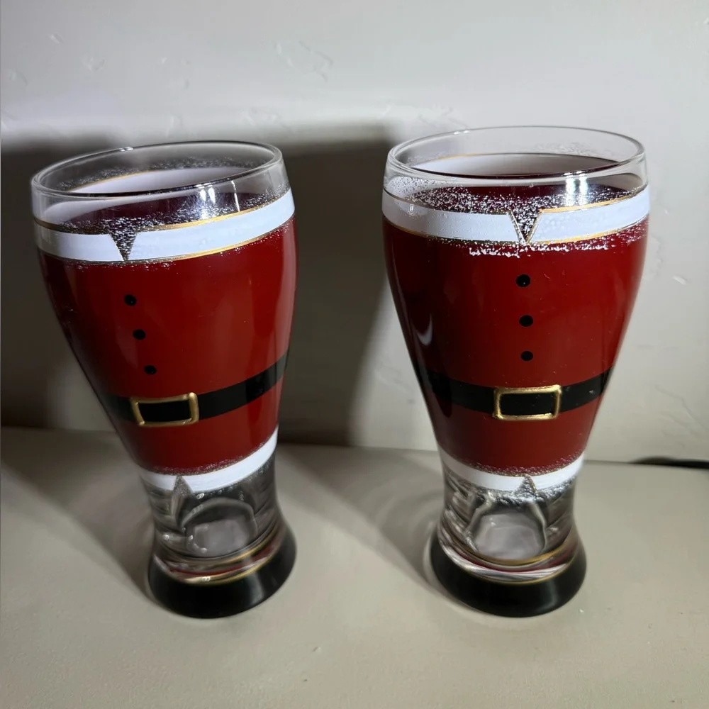 Pair Of Pier 1 Imports Christmas Glasses 20 fl oz Hand Painted‎ Santa