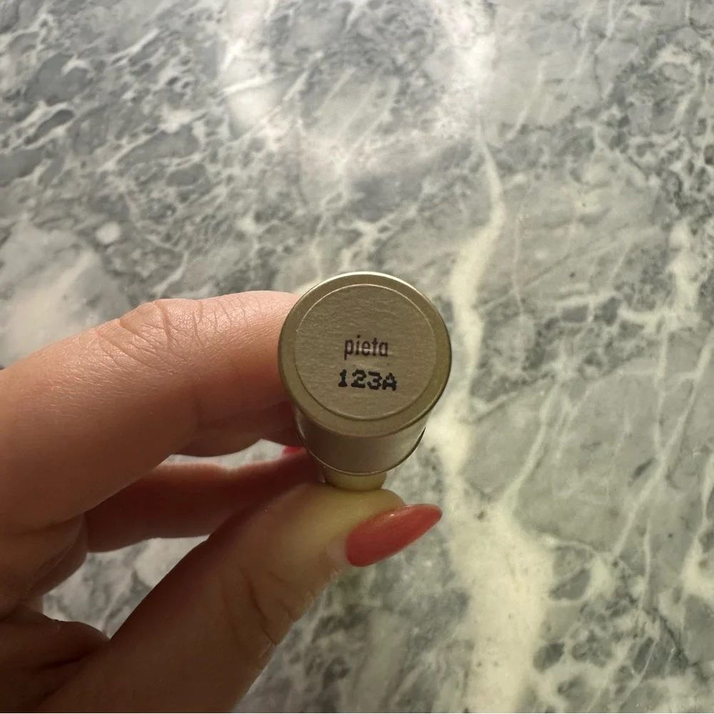 Stila 100% authentic