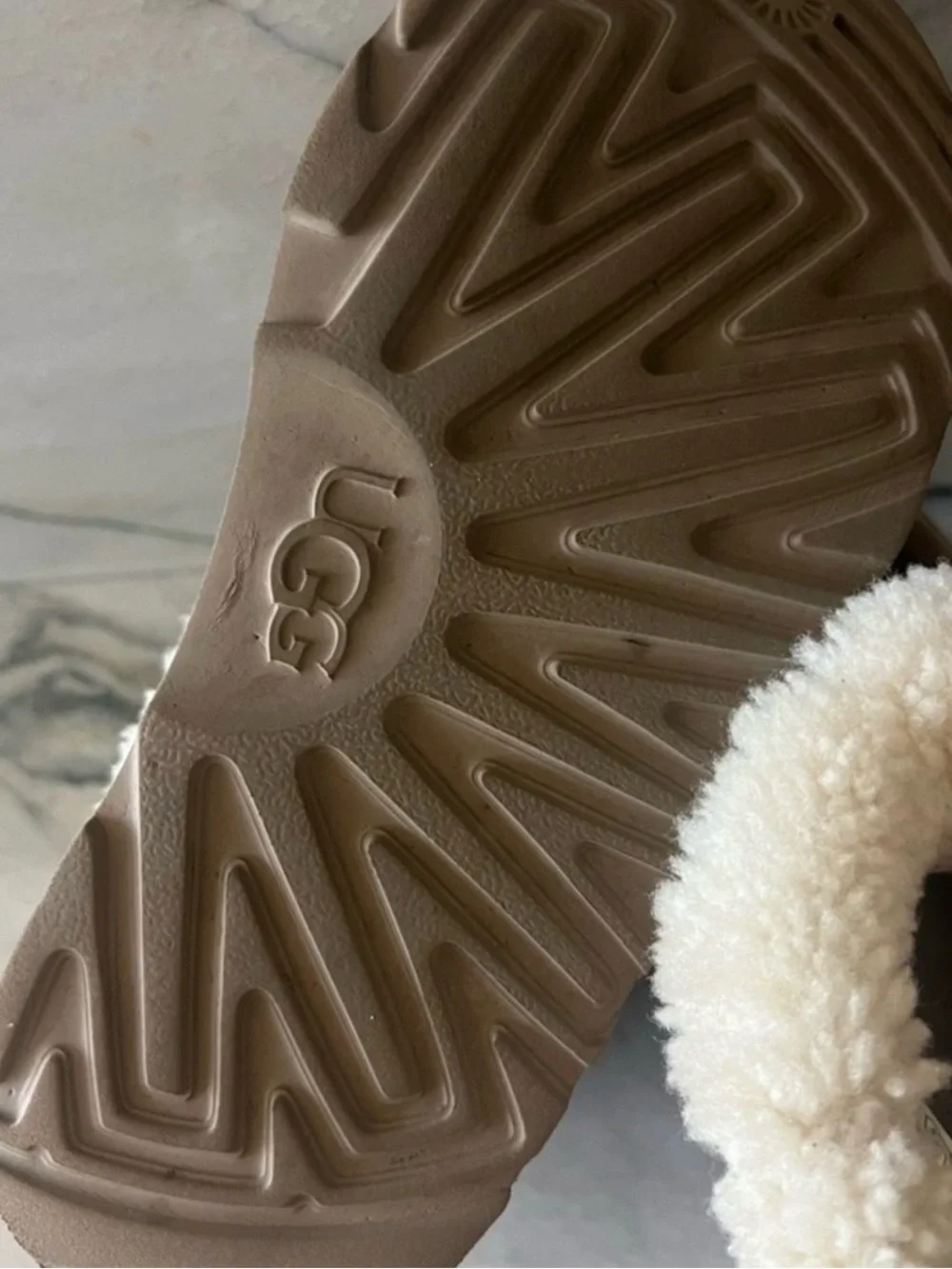 UGG genuine shearling