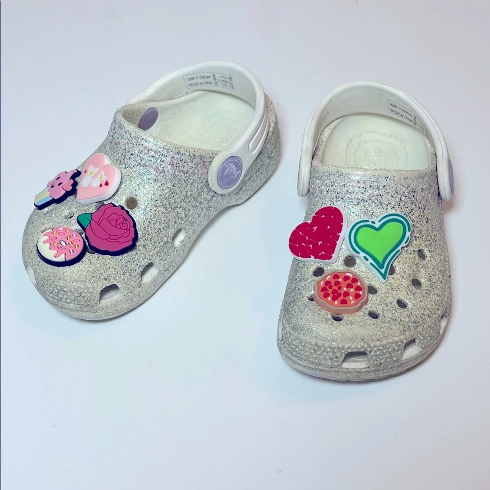 CROCS size unisex