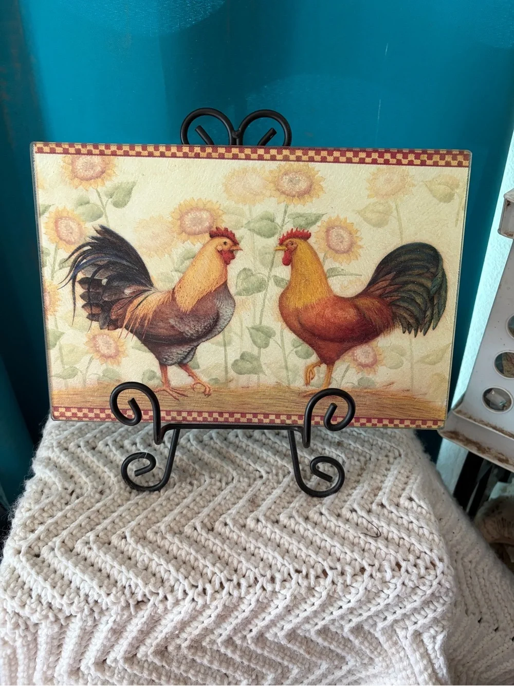 Vintage Rooster and Sunflower Design Tempered Glass Cutting Board